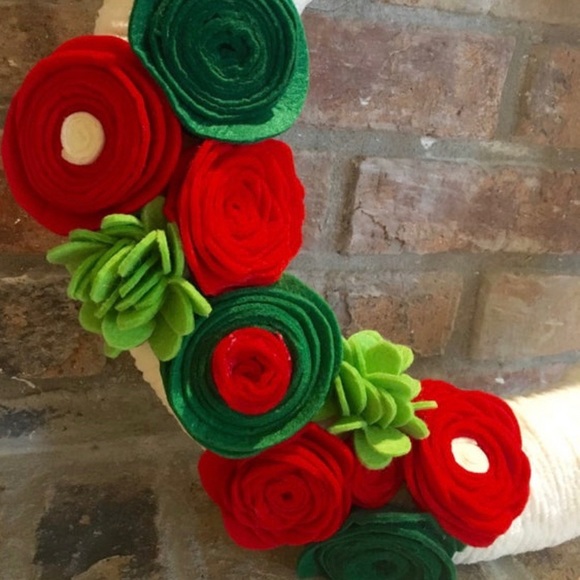 Christmas wreath - Picture 2 of 3